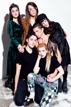 austra, musique, groupe, canada, album, home, olympia, électro, Katie Stelmanis, domino records, électro-pop, groupe, feel it break, toronto, psyché, interview, rencontre, portrait, photo, citation