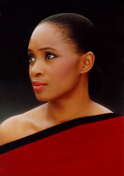 Barbara Hendricks, Ma Voie, mémoires, Les Arènes, soprano, partition, leçon, musique, humanisme, Arkansas, réfugiés, HCR, Mozart, Sarajevo, biographie, parcours, portrait, autobiographie, écriture