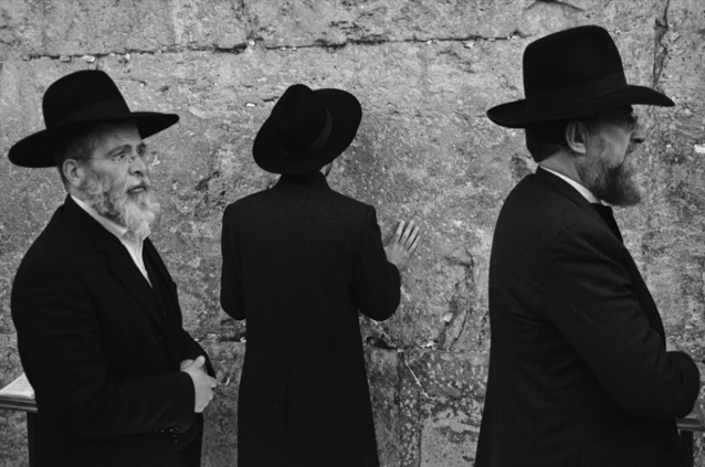 contraintes, Ofer Laszewicki, Oliver de Ros, ofer, laszecicki, oliver, ros, de, juifs, ultra-orthodoxes, photo, photos, photographie, photographies, reportage, torah, israel, orthodoxe, juif, portrait