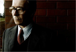 la taupe, film, cinéma, gary oldman, oldman, Tomas Alfredson, John Hurt, Colin Firth, guerre froide, espion, espionnage, thriller, russie, grande-bretagne, cirque, agent secret, MI6, George Smiley