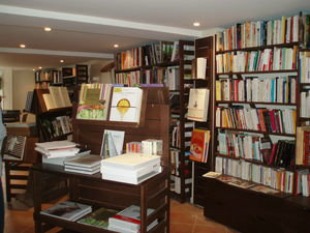 librairie gourmande, paris, livres de cuisine, gastronomie, autobiographie, romans, mangas, culinaire