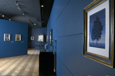 rené magritte, magritte, musée magritte, magritte museum, bruxelles, belgique, peinture, toile, exposition, rétrospective, biographie, parcours, portrait, oeuvre, oeuvres, maison, interview, entretien