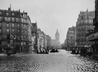 Paris inondé 1910 ; crue de la Seine ; Bibliothèque historique de la Ville de Paris ; Paris-Venise ; Apollinaire ; Kodak ; portrait dinondé ; le Cri de Paris ; Camelots du Roy ; inondation